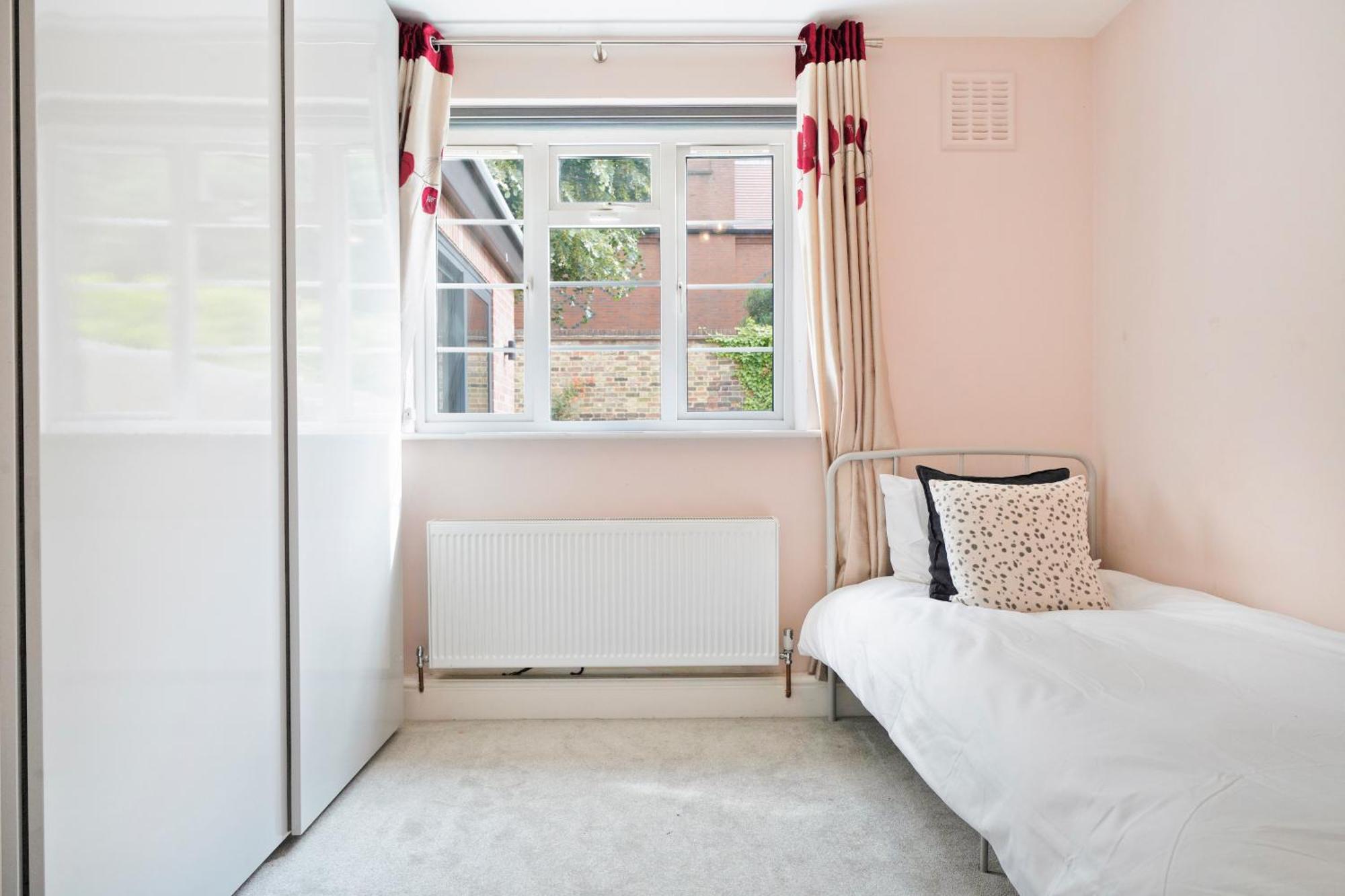 לונדון The Wimbledon Hideaway - Glamorous 3Bdr House With Garden מראה חיצוני תמונה